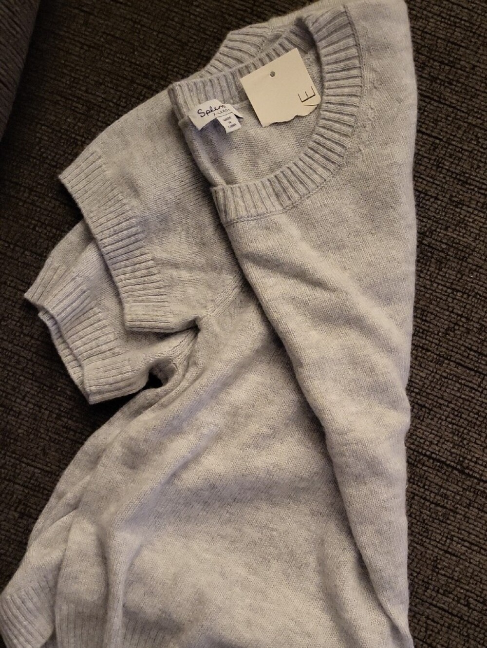 NWT, Splendid Heather Gray Crewneck Sweater, SIZE XL - Picture 6 of 6